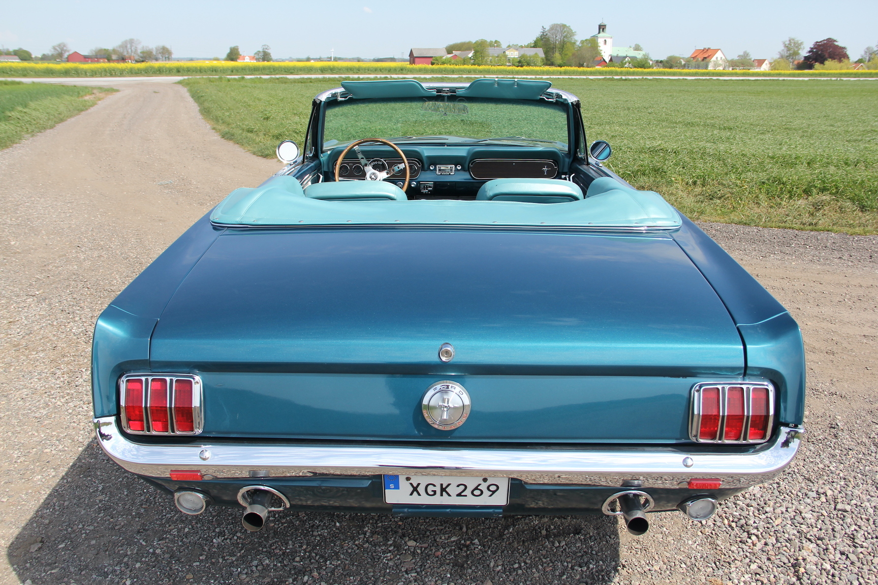 Exteriörbild på 1966 Ford Mustang 289 Cabriolet (4)