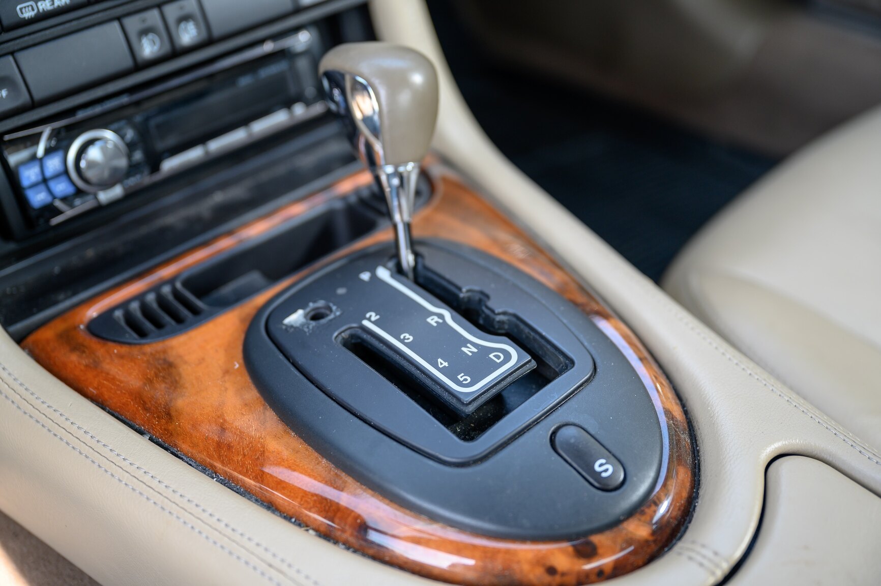 Interior image of 2003 Jaguar XKR