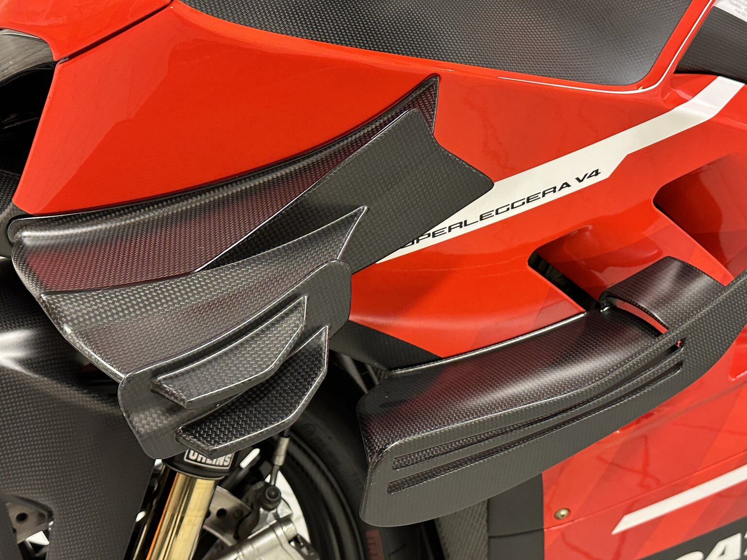 Exterior image of 2021 Ducati Superleggera V4 23/500