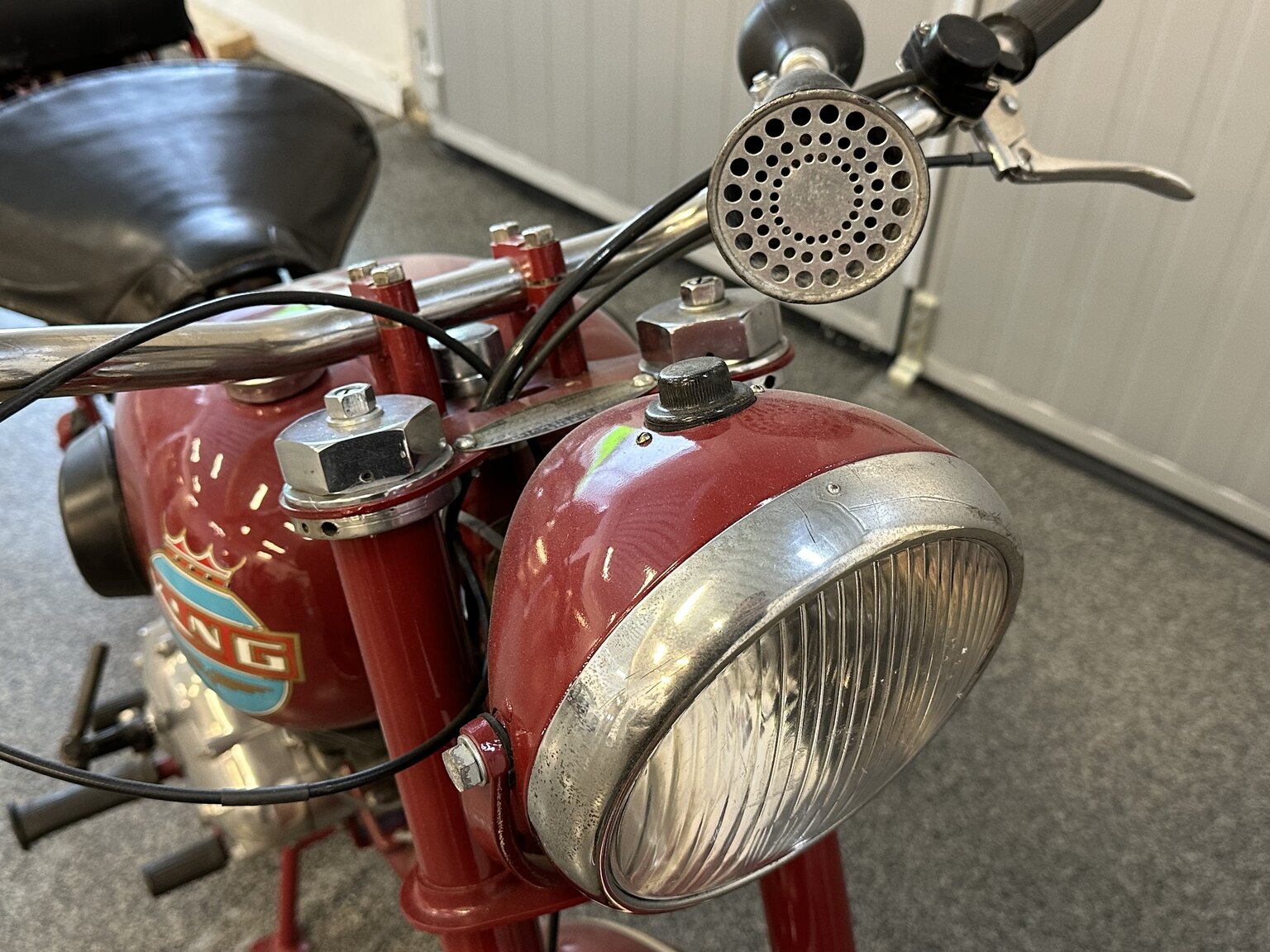 Exterior image of 1950 King 150