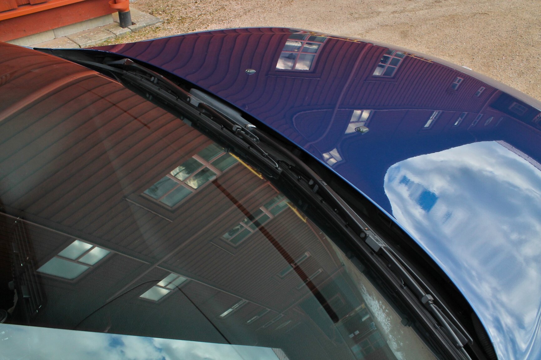 Exteriörbild på 2003 BMW M5