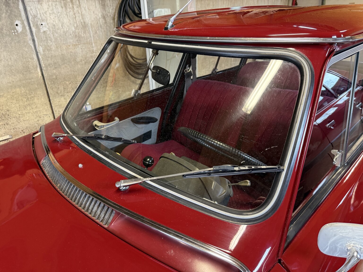 Exterior image of 1967 Citroën Ami 6 Weekend