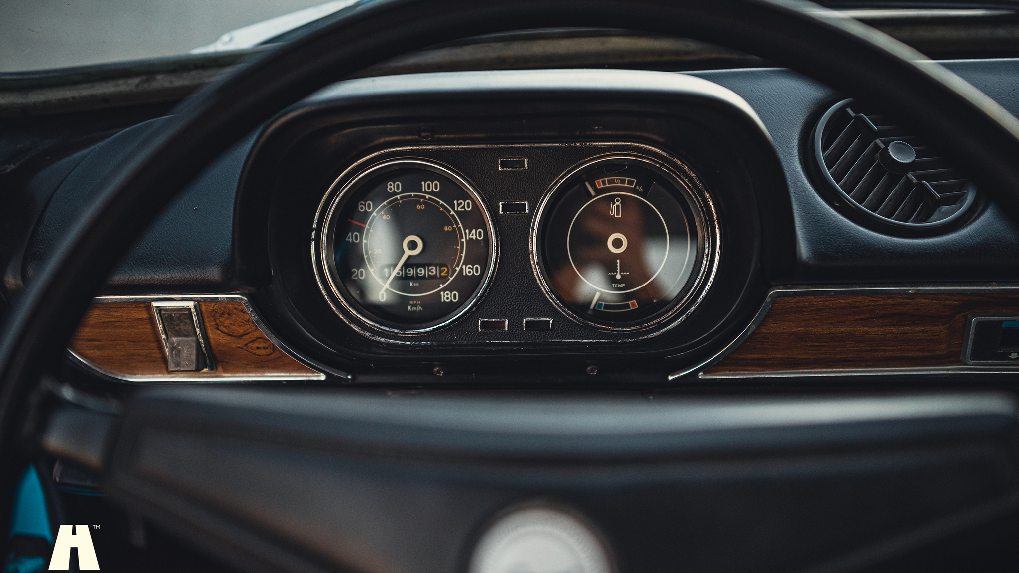 Interiörbild 1974 Ford Escort MK1