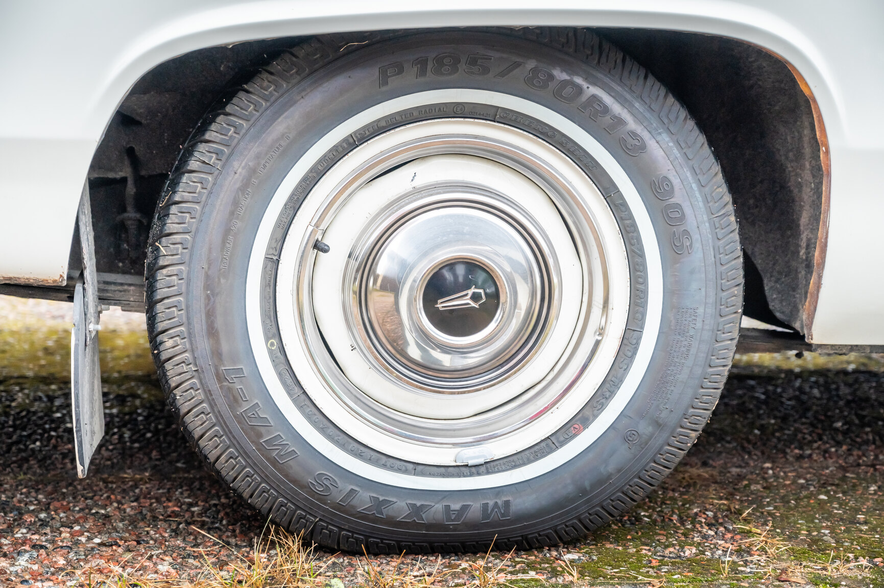 Exteriörbild på 1967 Plymouth Valiant V 100 Sedan