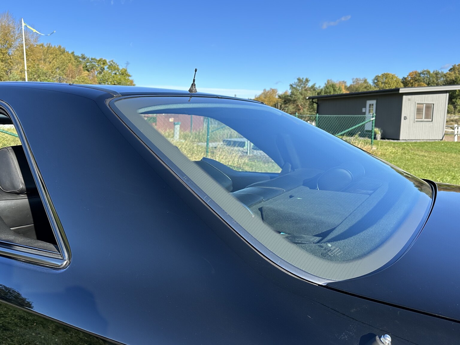 Exteriörbild på 1990 Mercedes-Benz 300 CE 24V