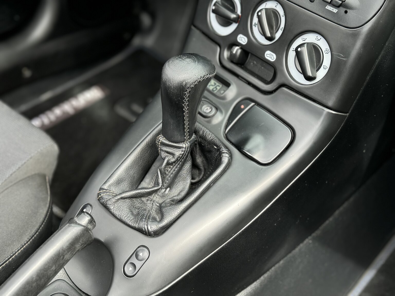 Interior image of 1997 Fiat Barchetta