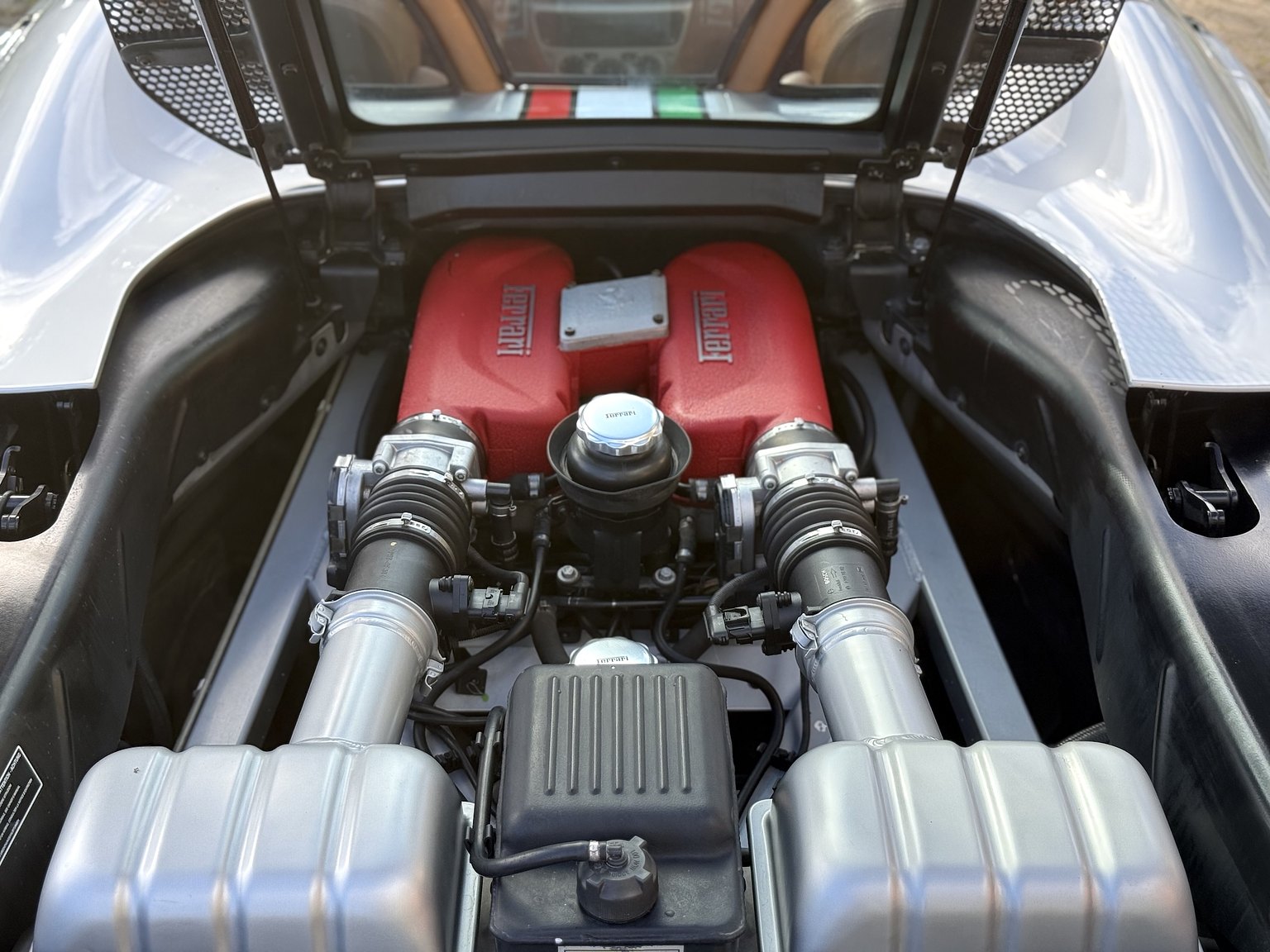 Image of 2001 Ferrari 360 Spider mechanics