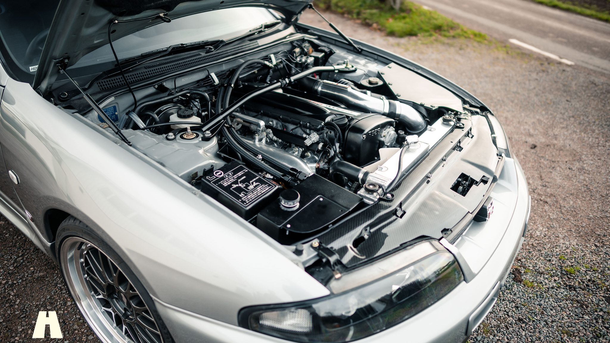Image of 1996 Nissan Skyline R33 GT-R mechanics