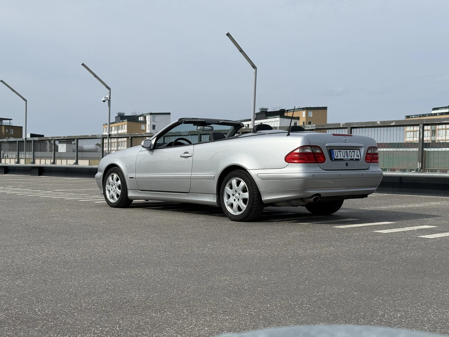 Aussenfoto 2001 MERCEDES-BENZ CLK 230 Kompressor Cabriolet (11)