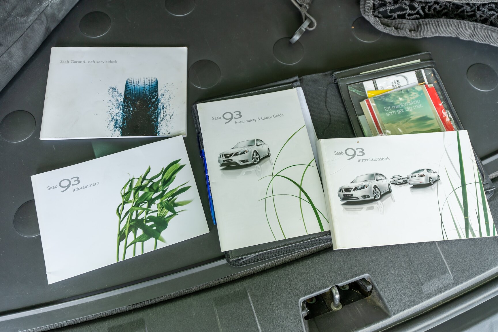 Documentation for 2010 2010 SAAB 9-3 TTiD Aero