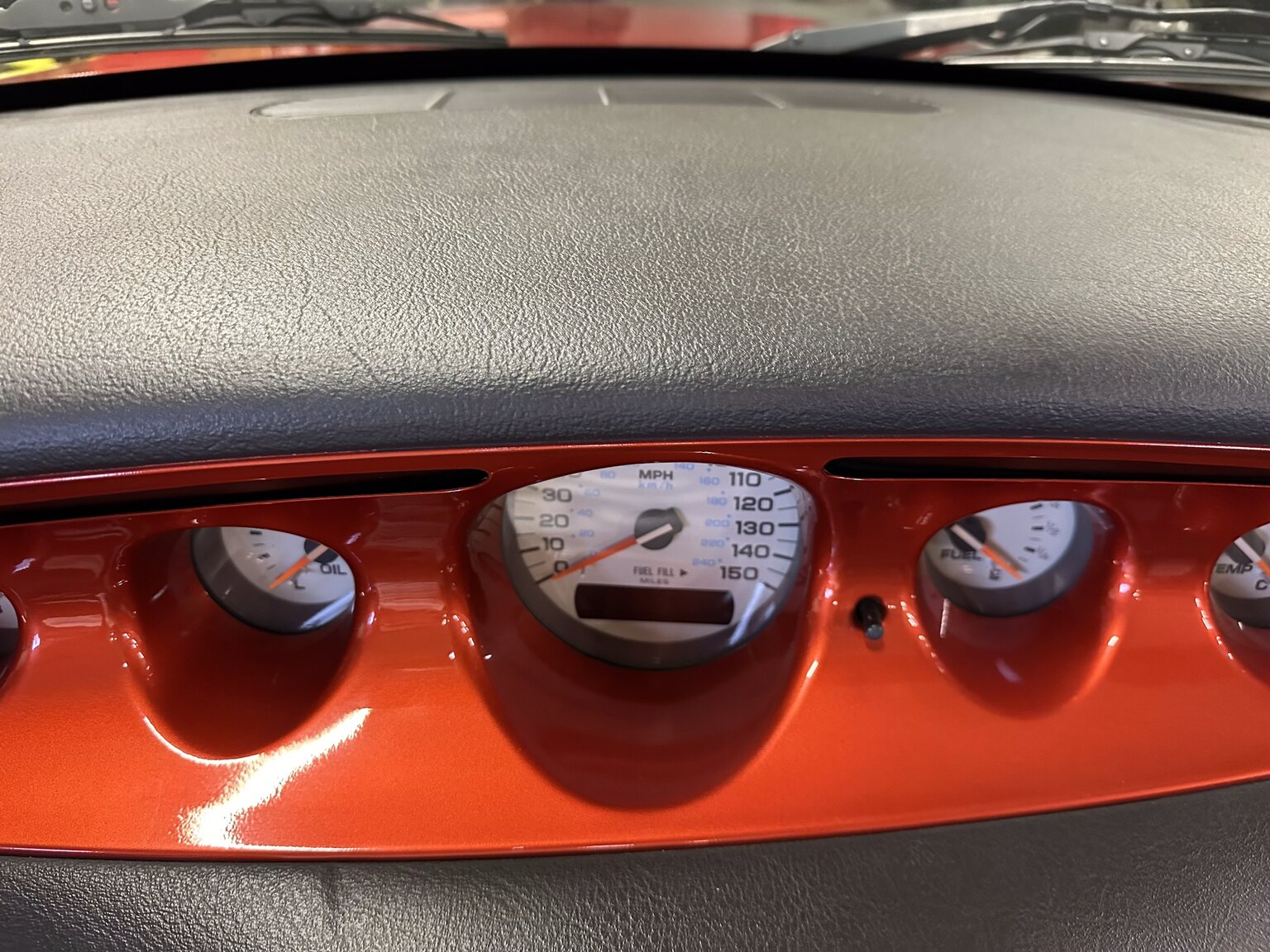 Innenraumfoto von 2001 Plymouth Prowler