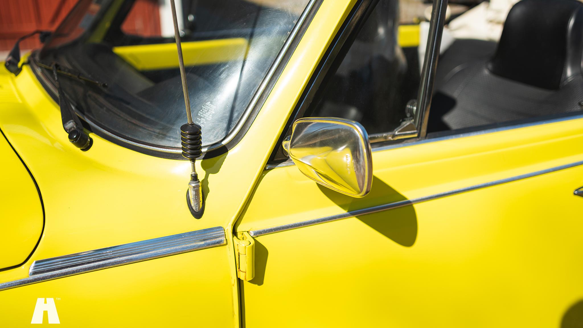 Exteriörbild på 1974 Volkswagen Bubbla 1303LS Cabriolet Svensksåld 