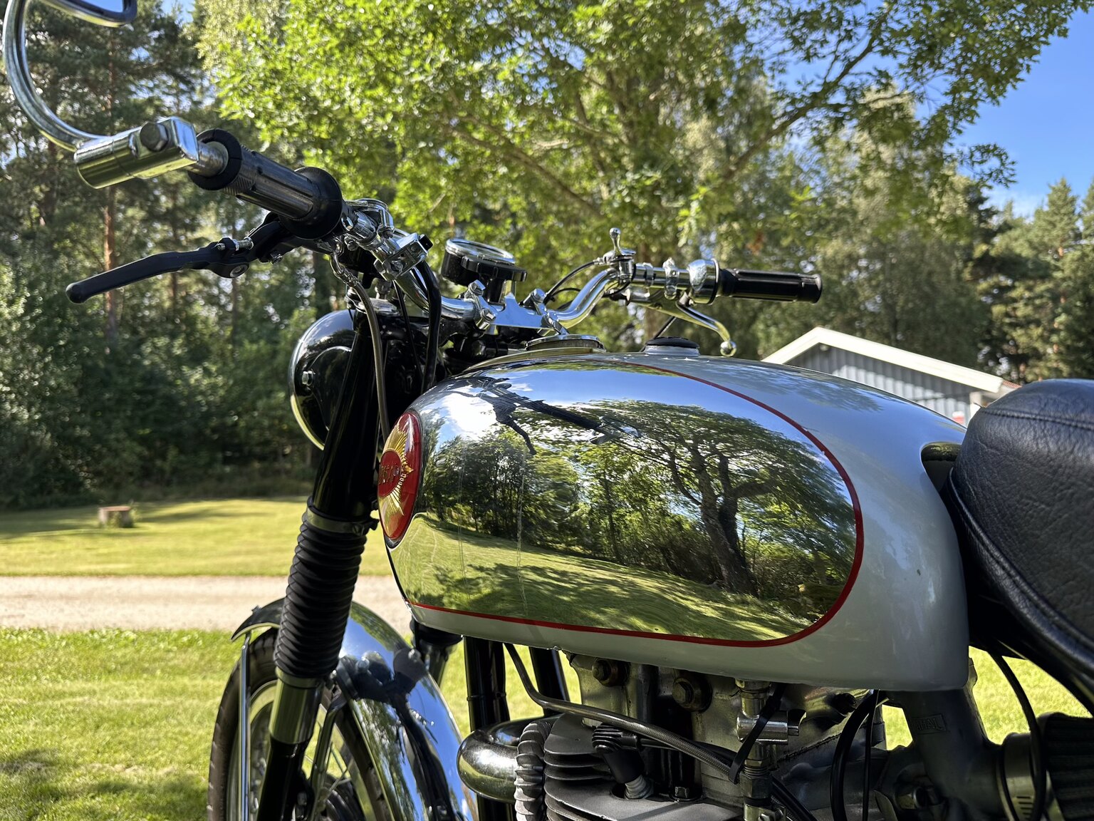 Exteriörbild på 1954  BSA A10 Deluxe