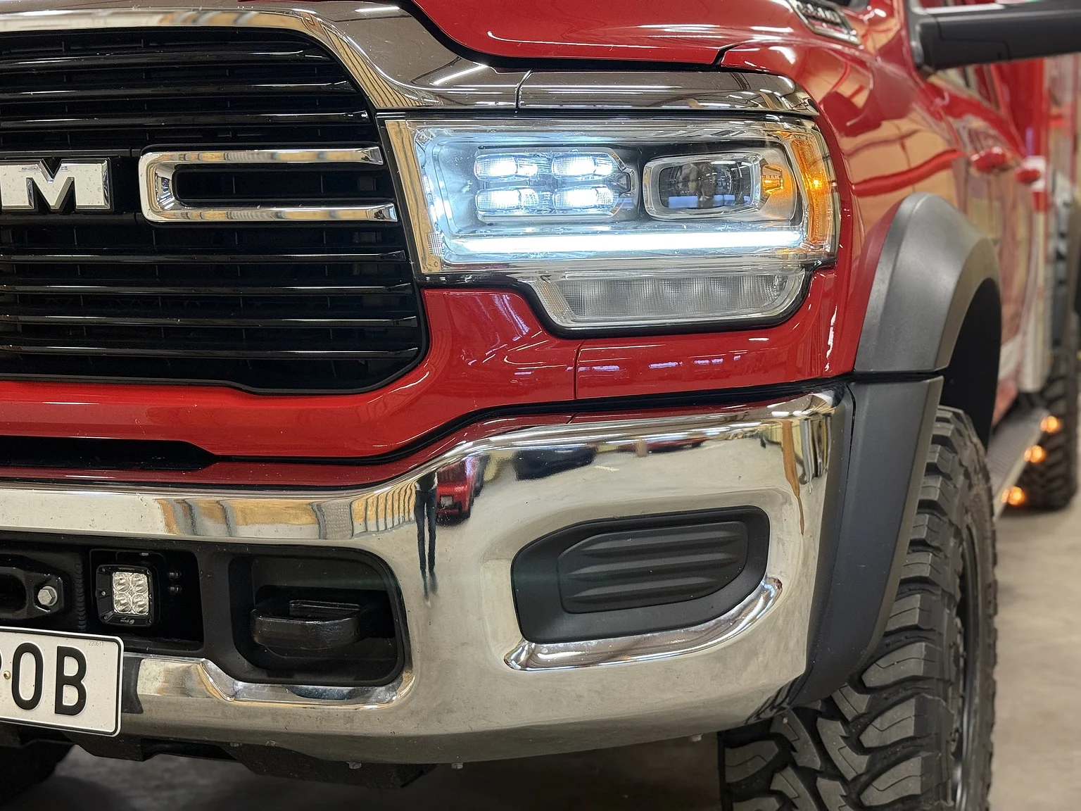 Exteriörbild på 2020 Dodge Ram 2500 Overland (30)