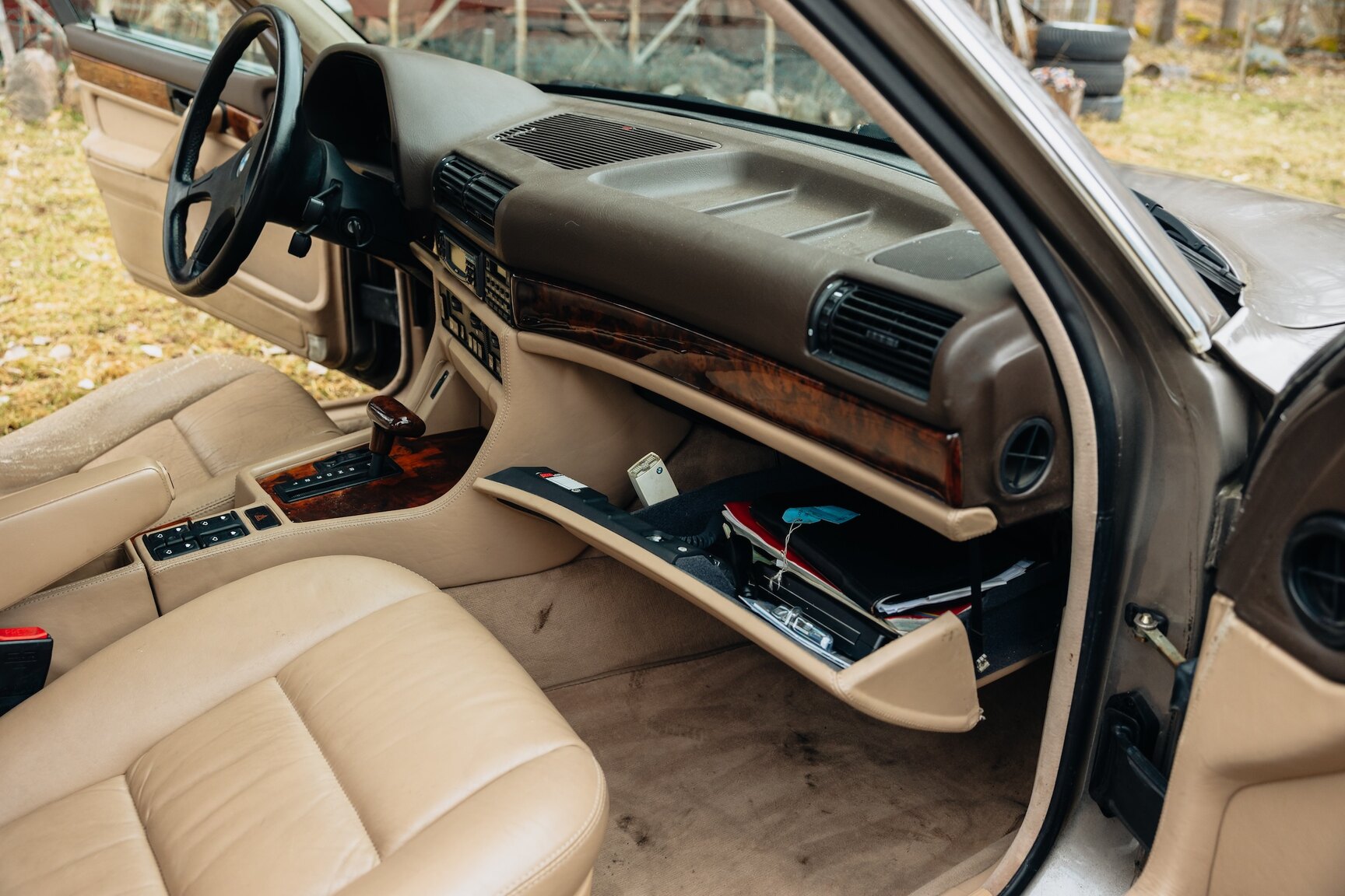 Innenraumfoto von 1990 BMW 750iL (28)