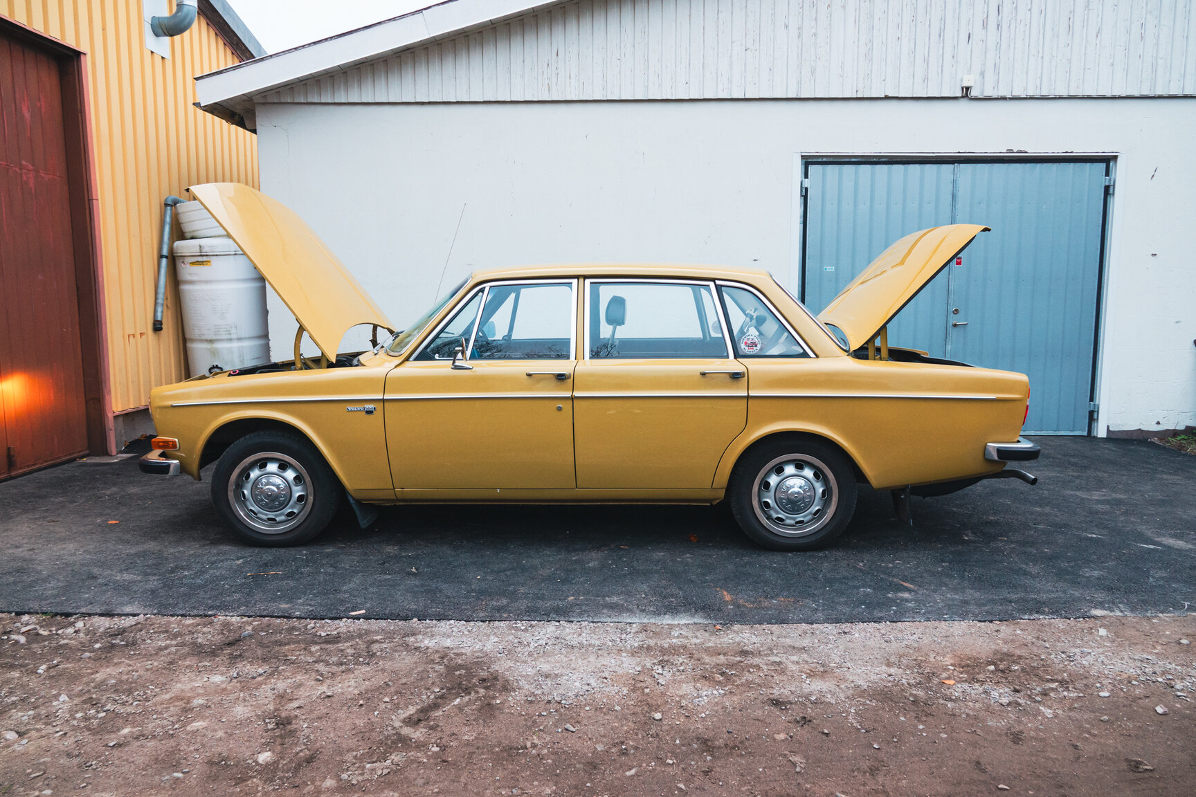 Aussenfoto 1971 Volvo 144 2.0 Automat