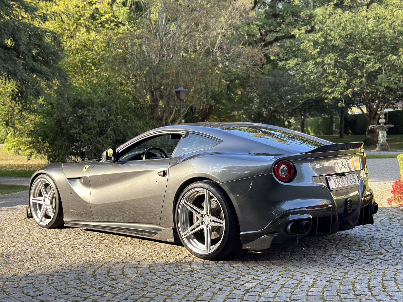 Exterior image of 2013 Ferrari F12 Berlinetta