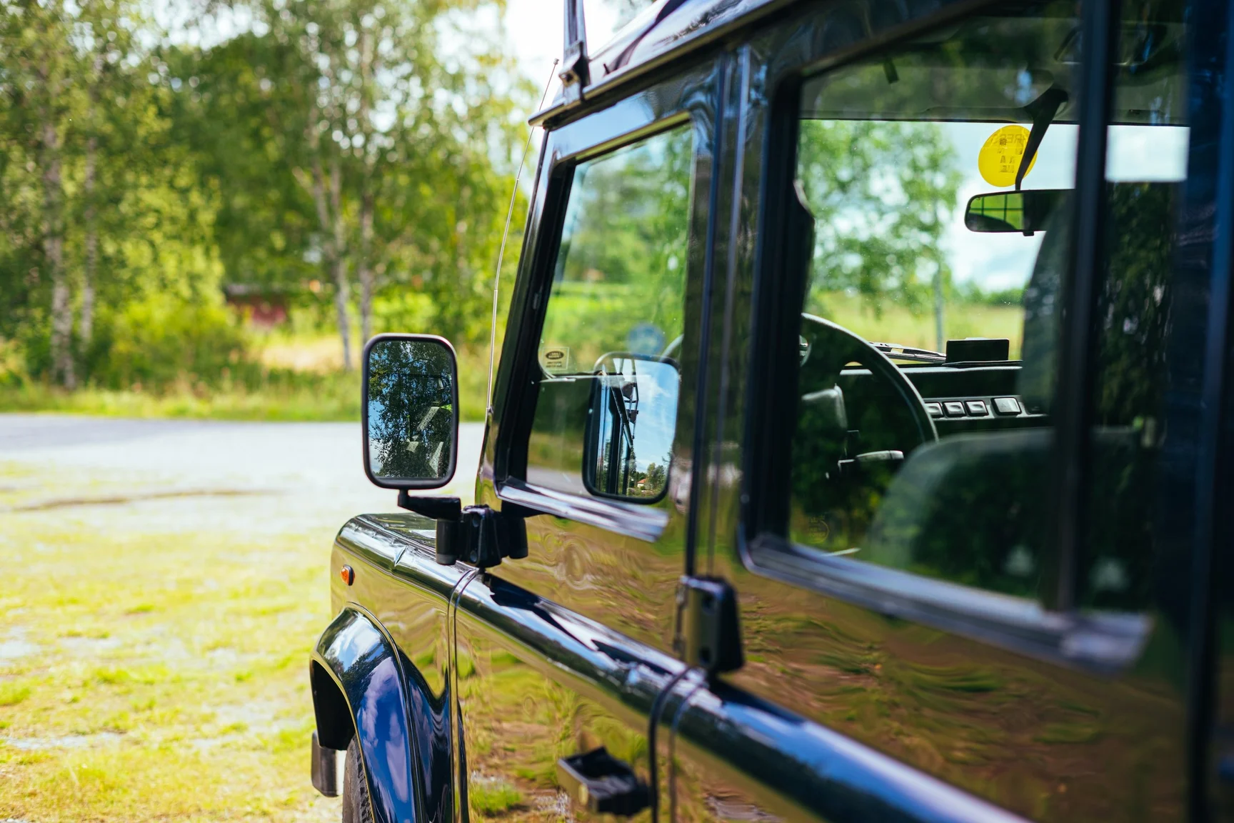 Exteriörbild på 2002 Land Rover Defender 110 Kombi Td5 (29)