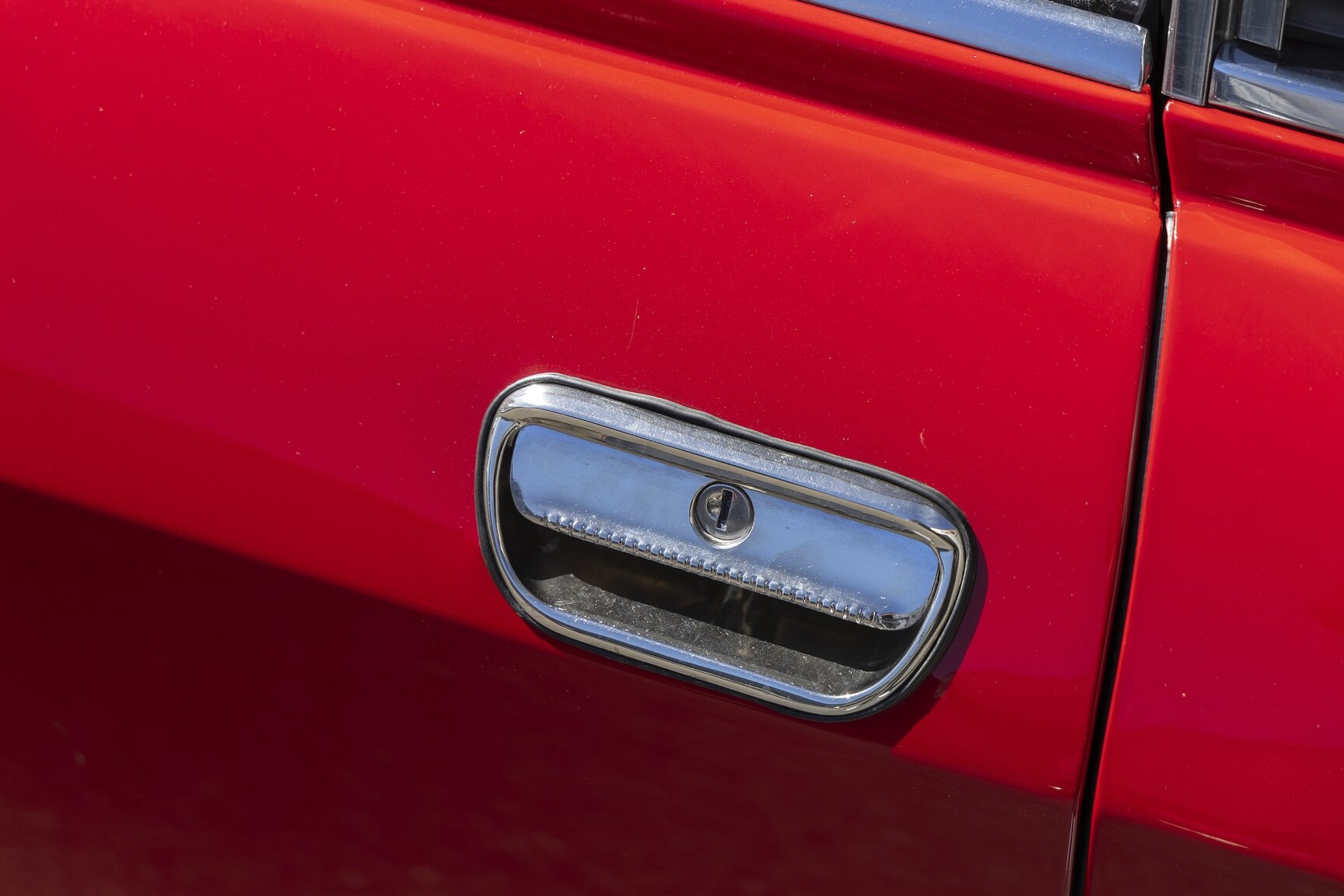 Exterior image of 1968 Alfa Romeo GT 1300 Junior