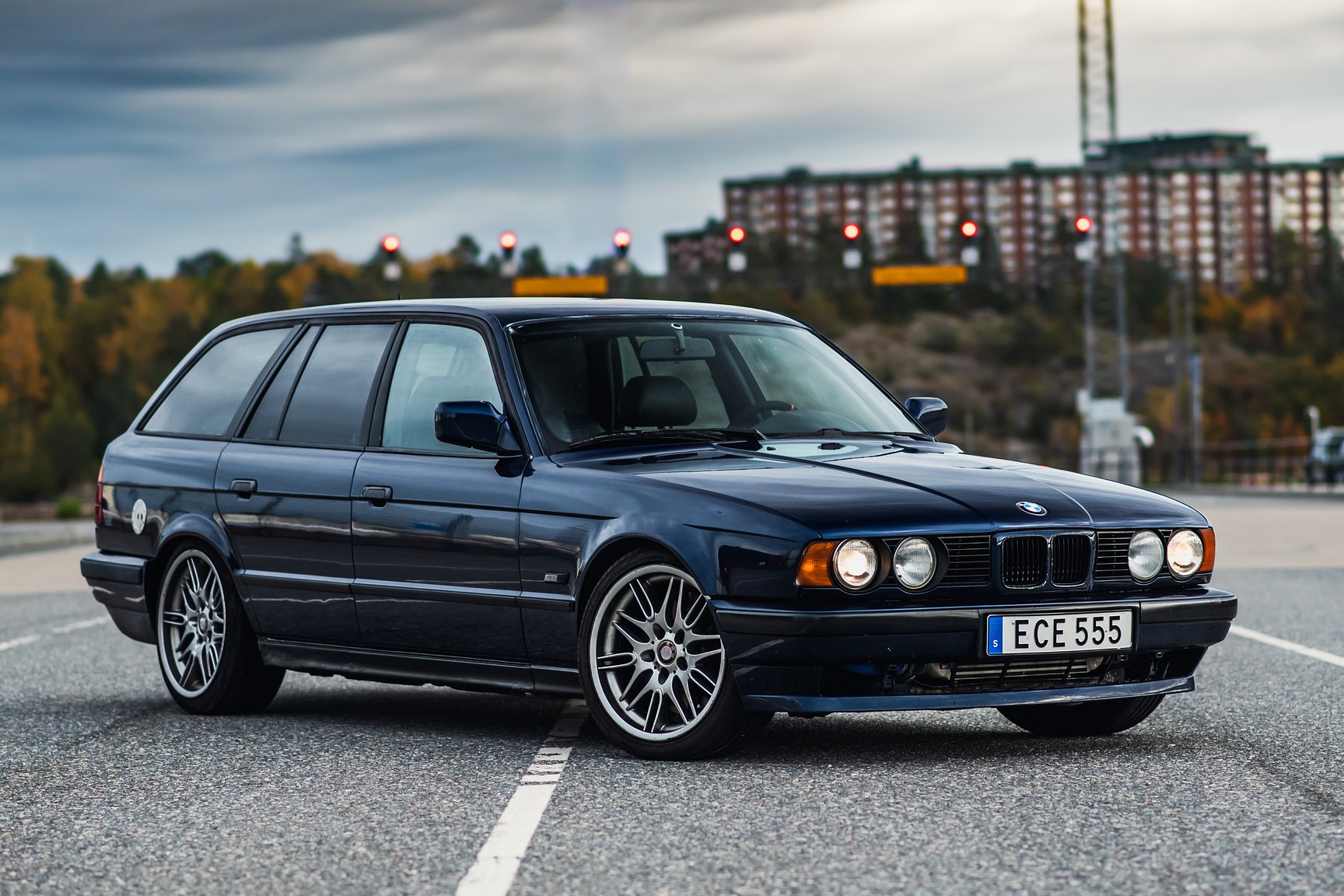 Exteriörbild på 1992 BMW 525i Touring Outlaw