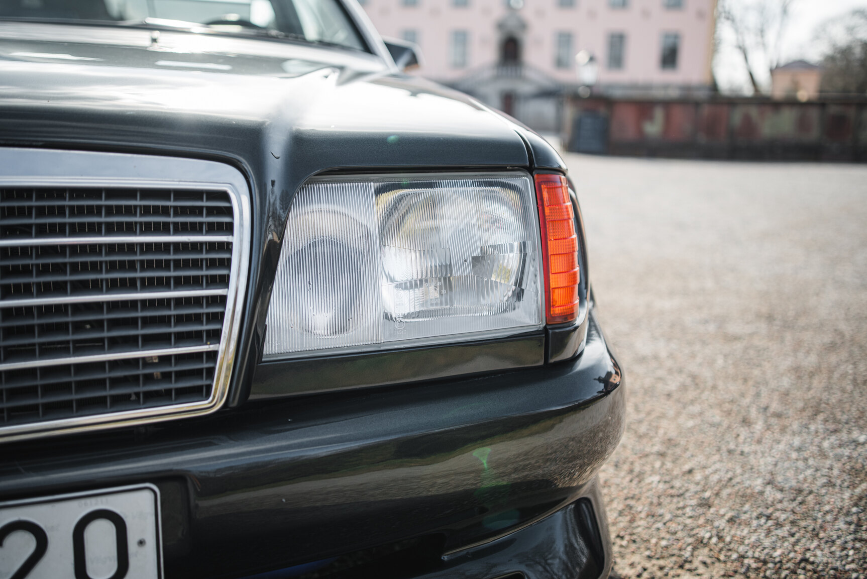 Exteriörbild på 1989 Mercedes-Benz 300 CE Koenig Specials
