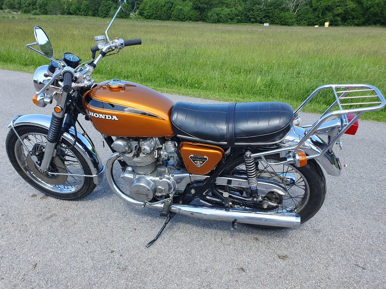 Exterior image of 1971 Honda CB 450 DOHC K3