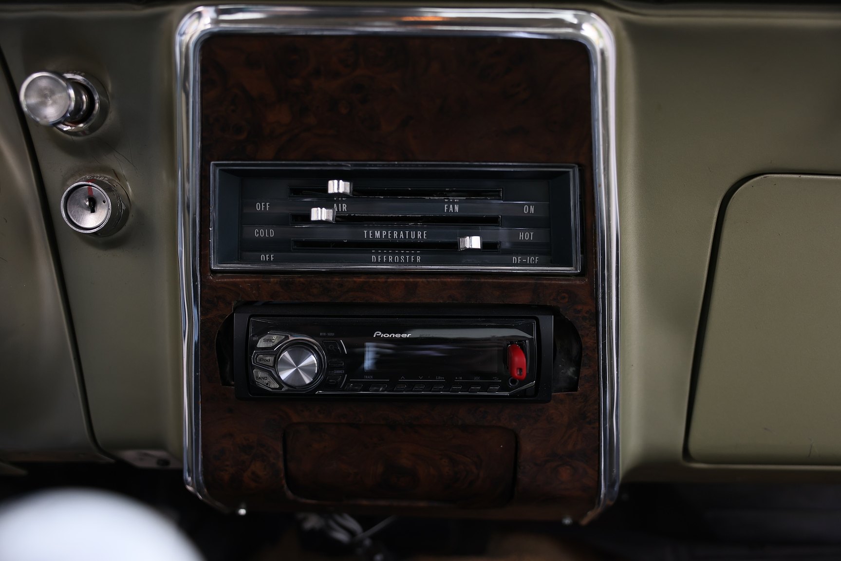 Interior image of 1968 Pontiac Firebird 400 Ram Air