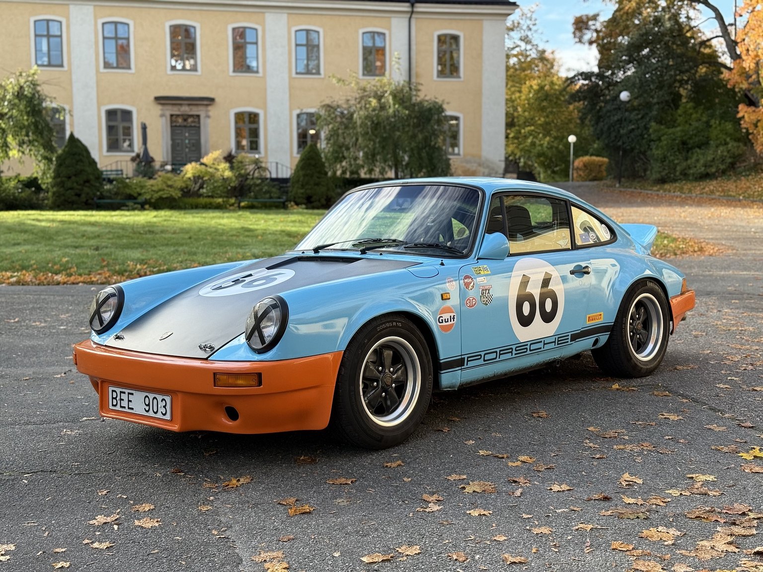 Exterior image of 1982 PORSCHE  911 SC