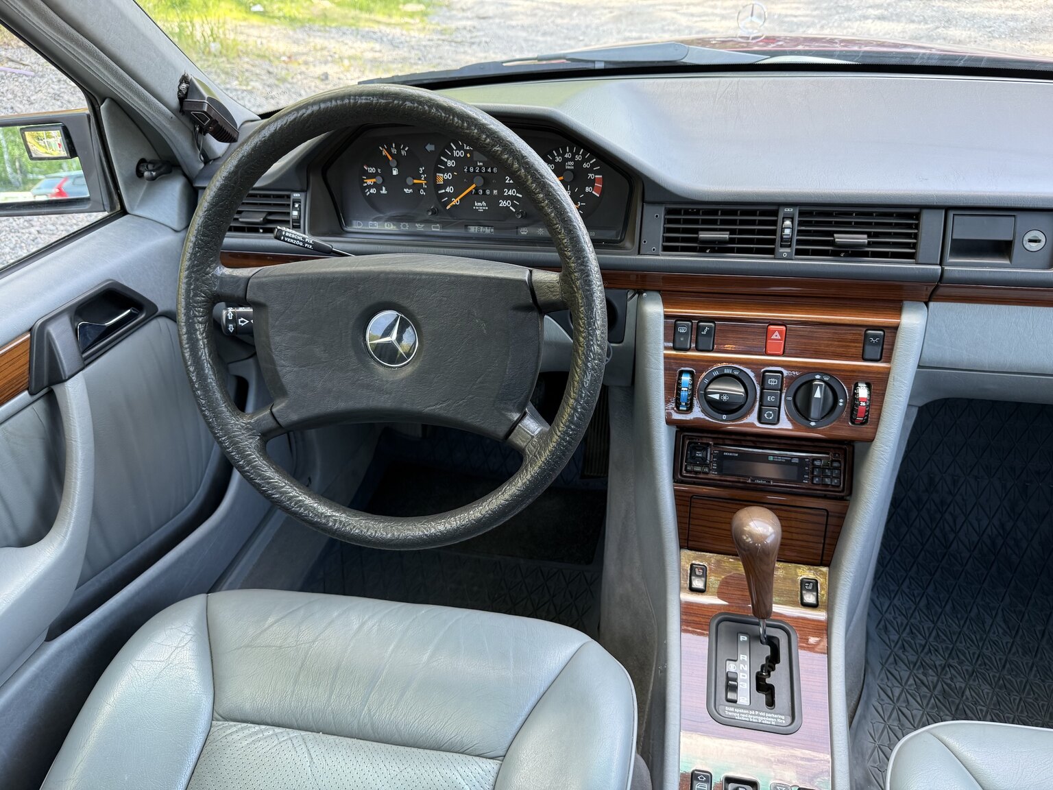 Interior image of 1991 Mercedes-Benz 300 E-24