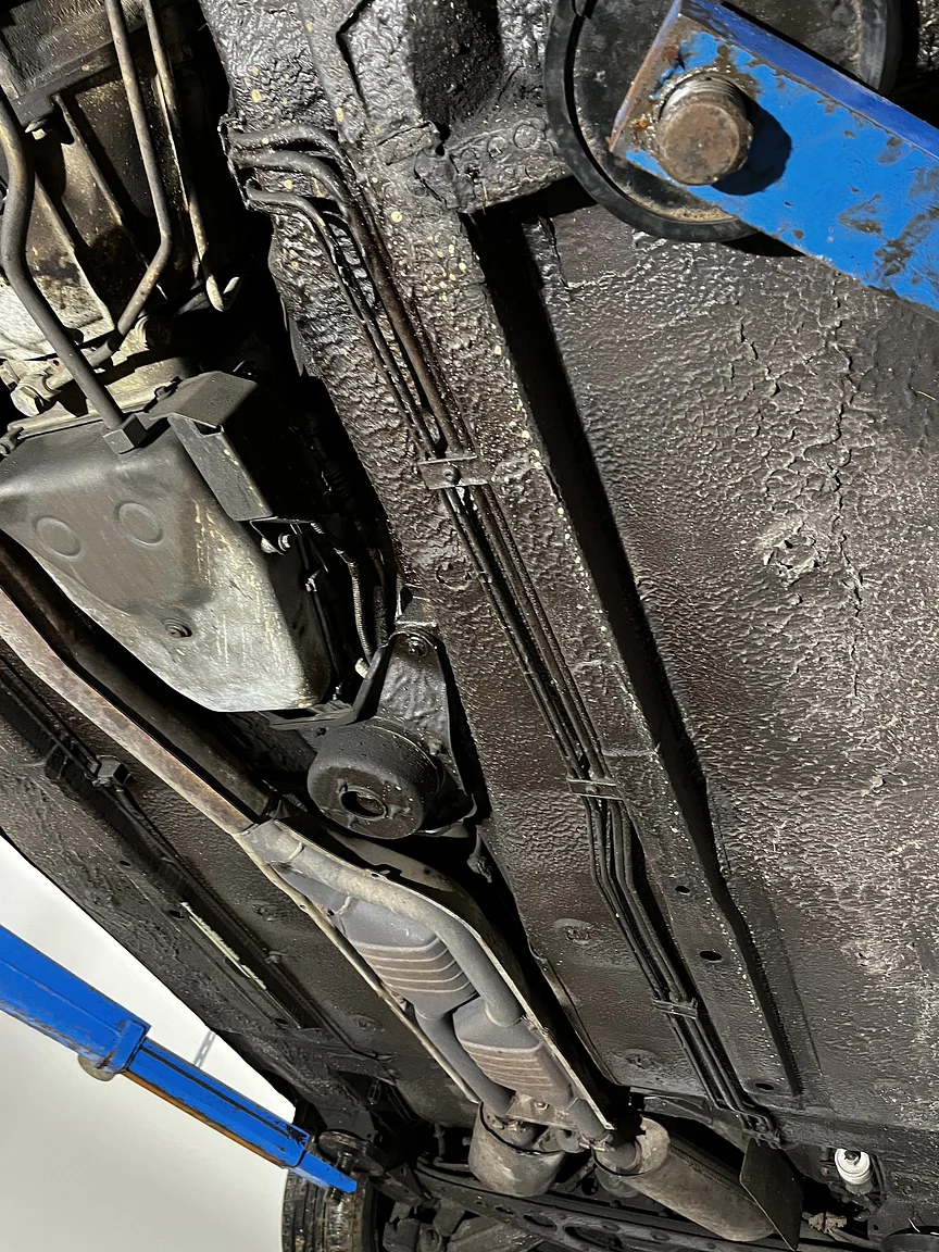 Image of 1991 Jaguar XJ40 Sovereign mechanics (18)