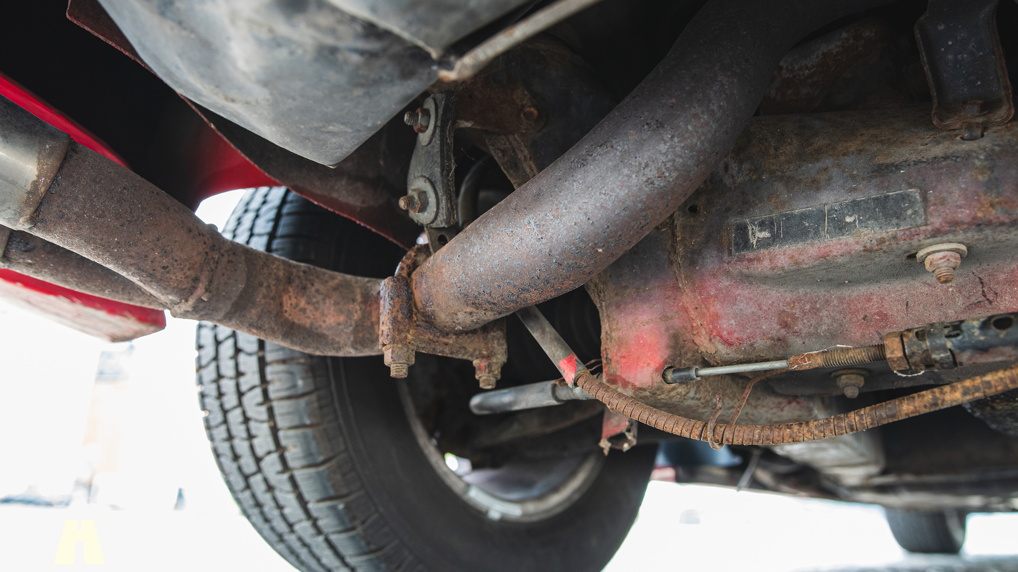 Image of 1985 Pontiac Fiero GT (20) mechanics