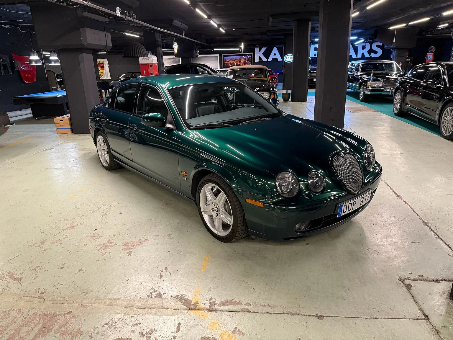Exteriörbild på 2003 Jaguar S-type R (11)