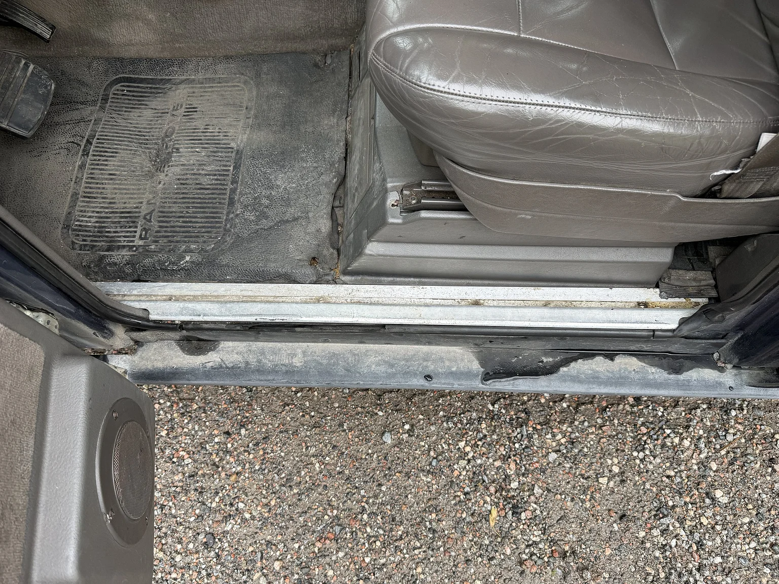 Innenraumfoto von 1990 Range Rover Vogue SE 3.9 (9)