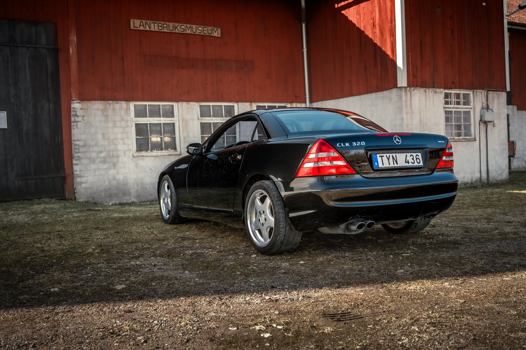 Exteriörbild på 2001 Mercedes-Benz SLK 320