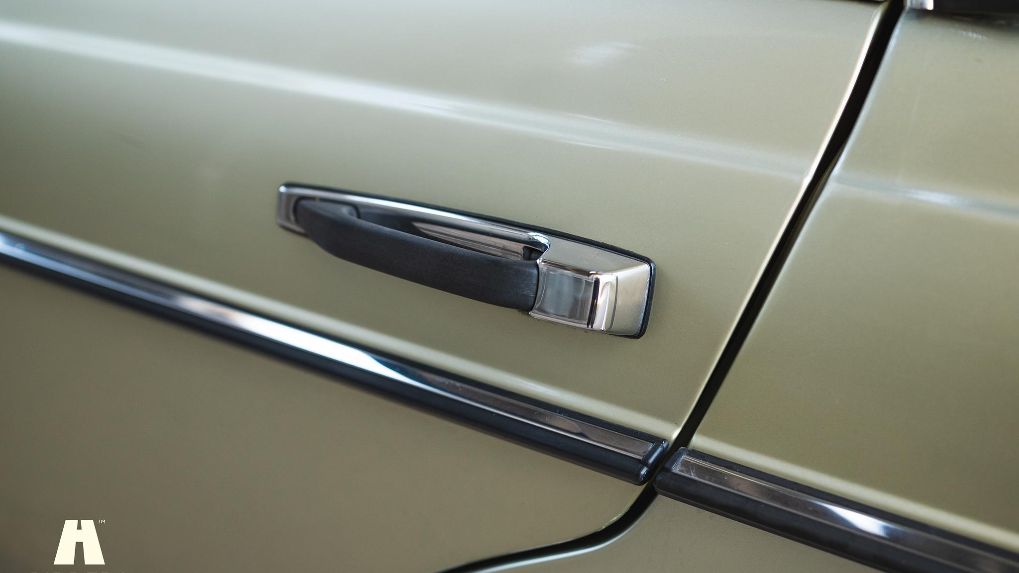 Exteriörbild på 1985 Mercedes-Benz 200 Series 3  (51)