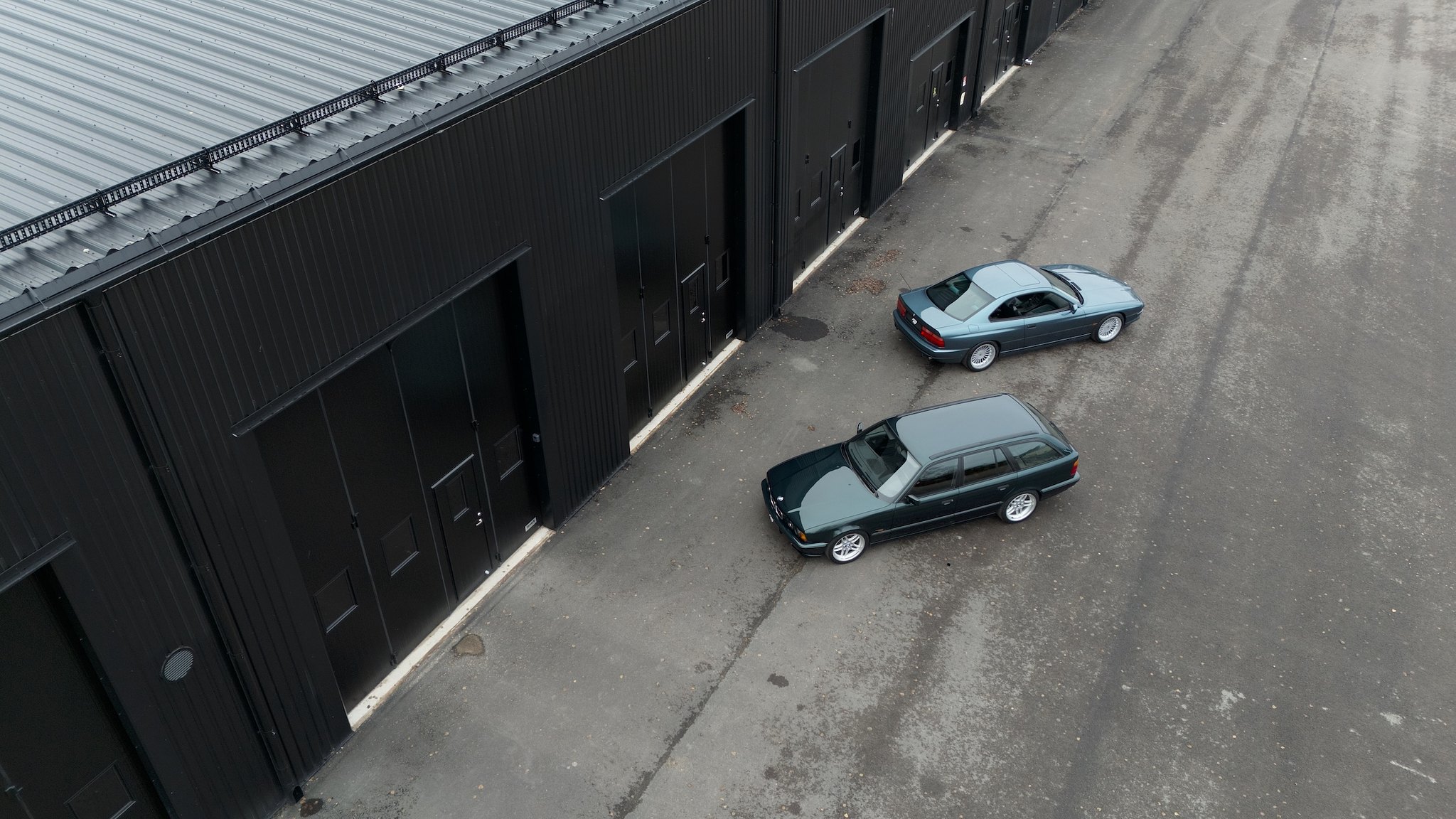 Exteriörbild på 1992 BMW 850i 6-speed manual - NO RESERVE