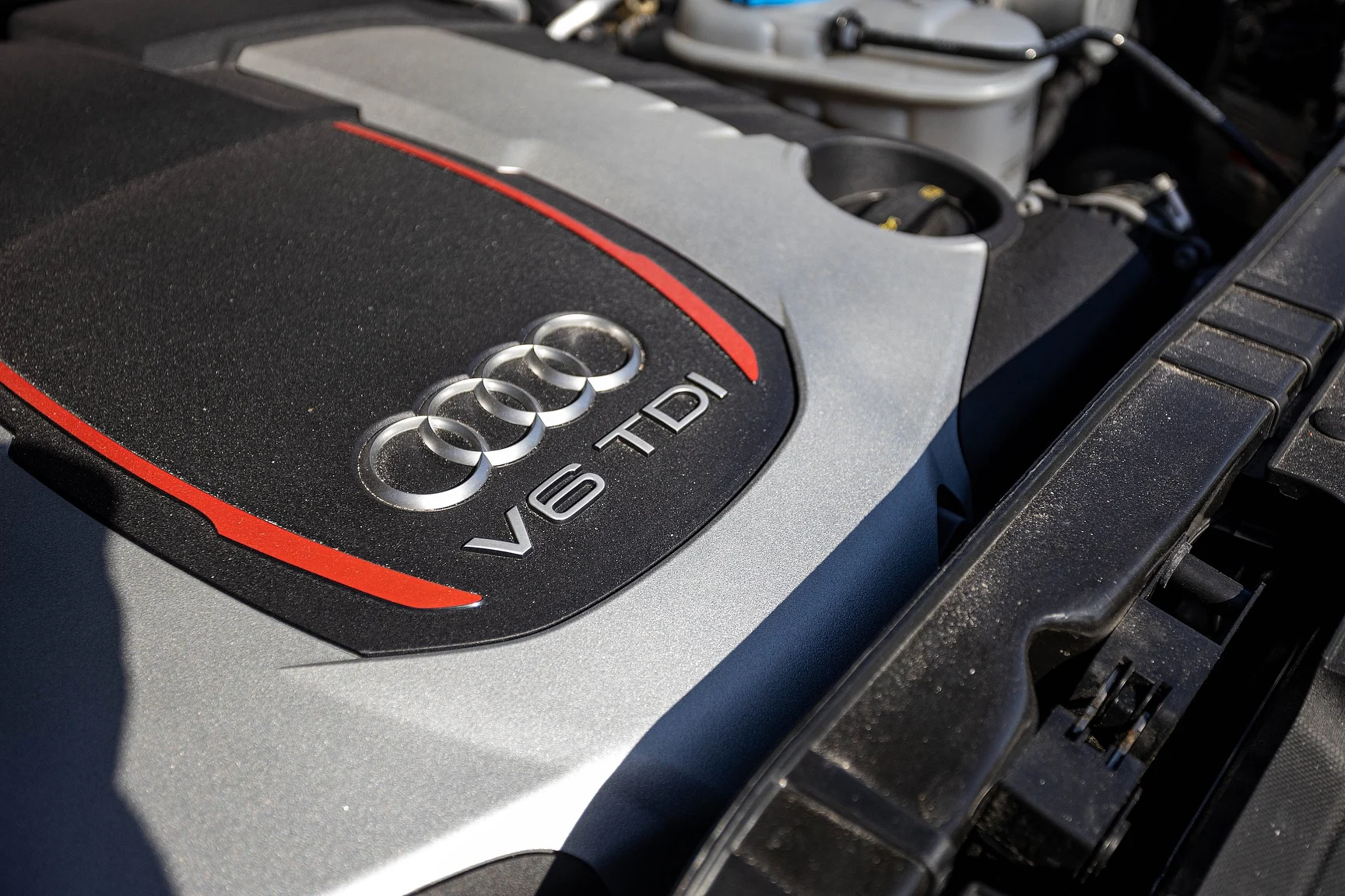 Image of 2017 Audi SQ 5 Plus TDI mechanics (4)