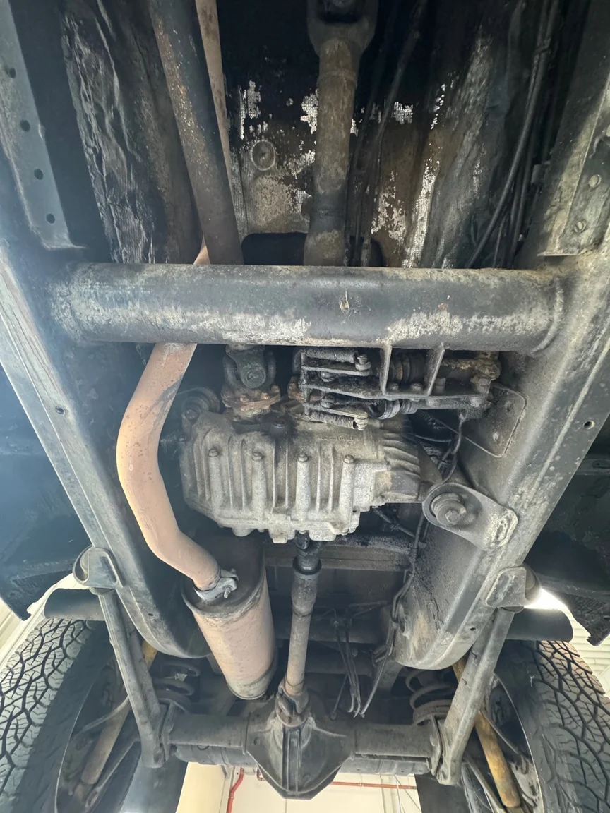 Image of 1981 Mercedes-Benz 240 GD mechanics (29)