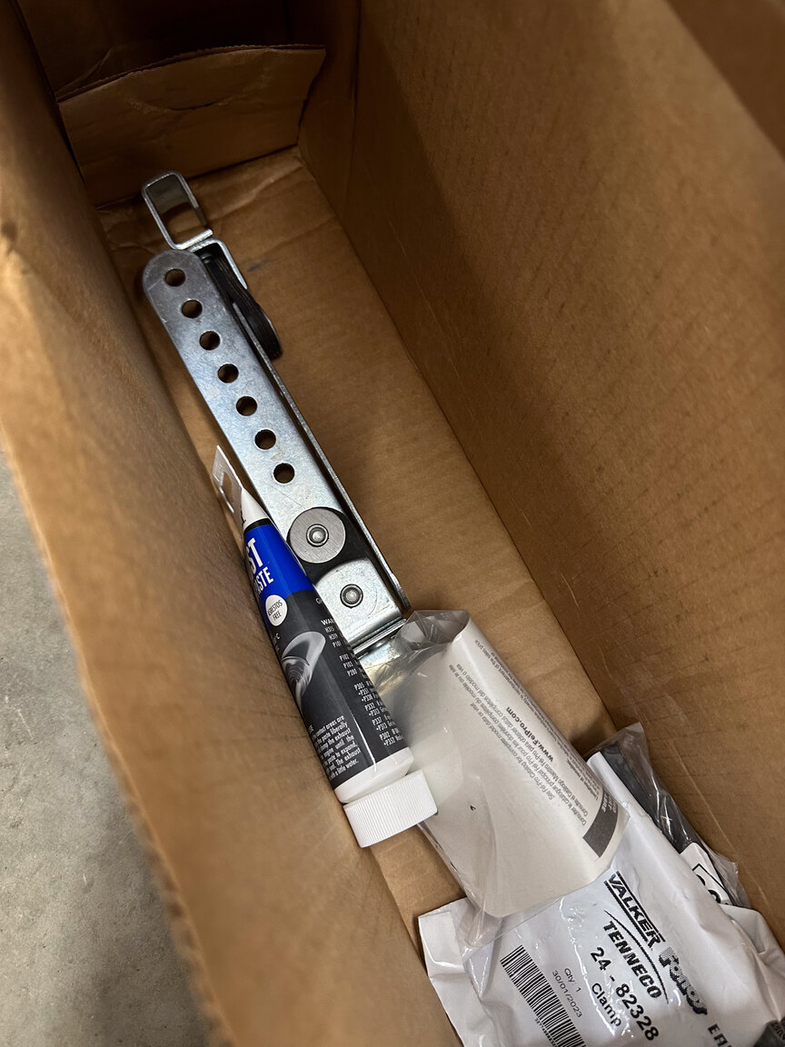 Image of 1966 Oldsmobile Dynamic 88 Celebrity mechanics