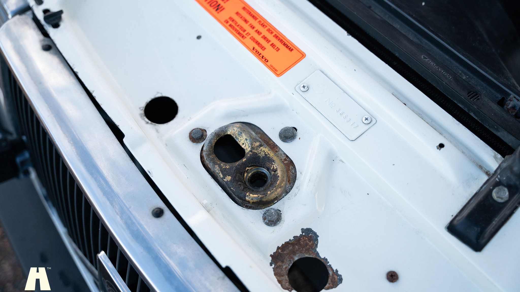 Image of 1988 Volvo 240 GL mechanics