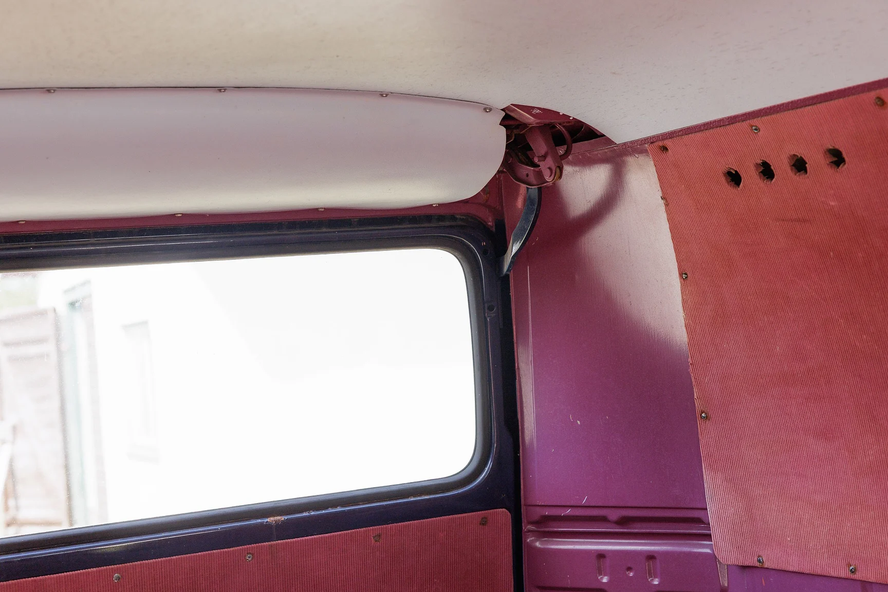 Interior image of 1973 Volkswagen Typ 2 Transporter T2 (109)