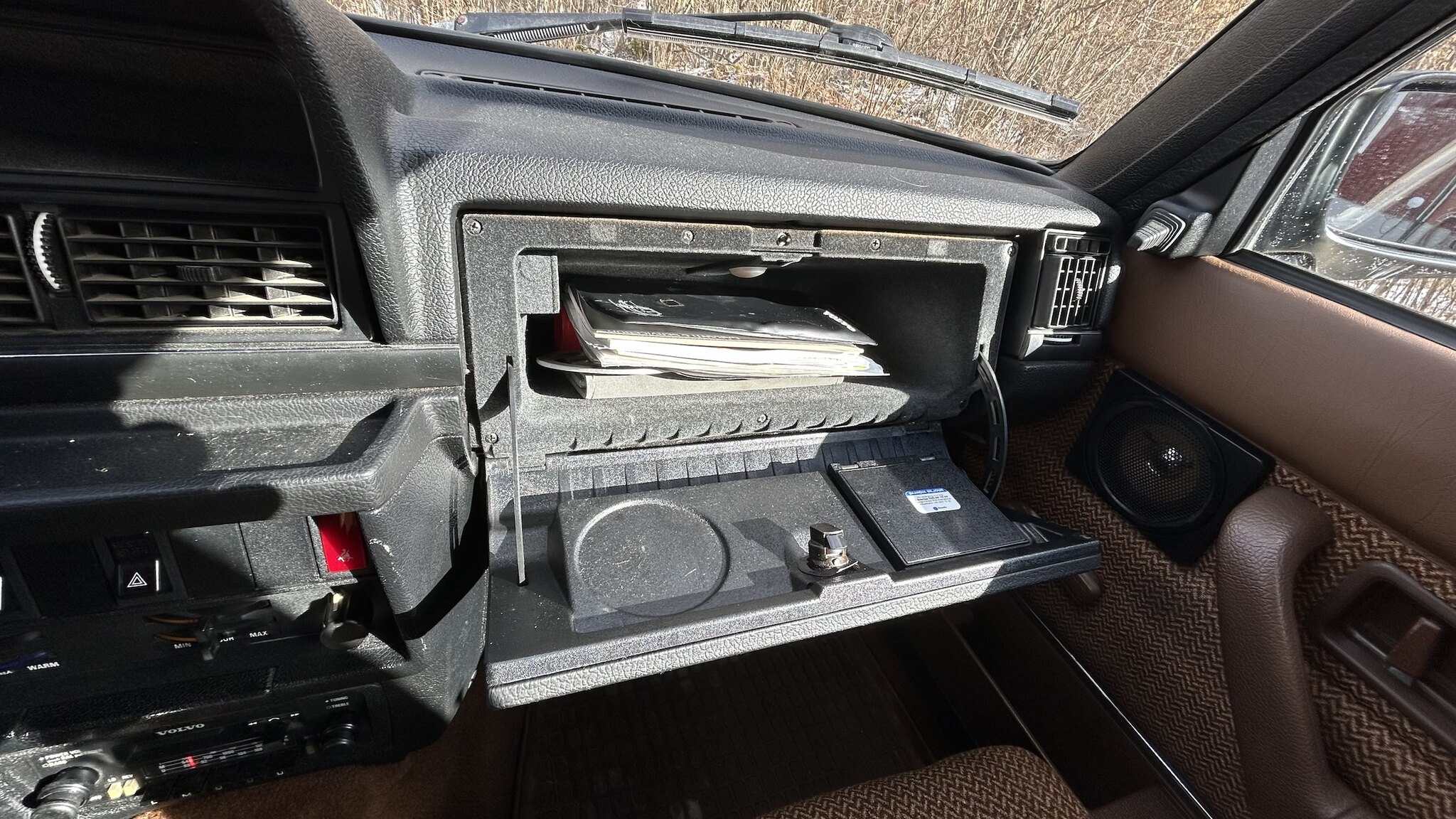 Interior image of 1987 Volvo 244