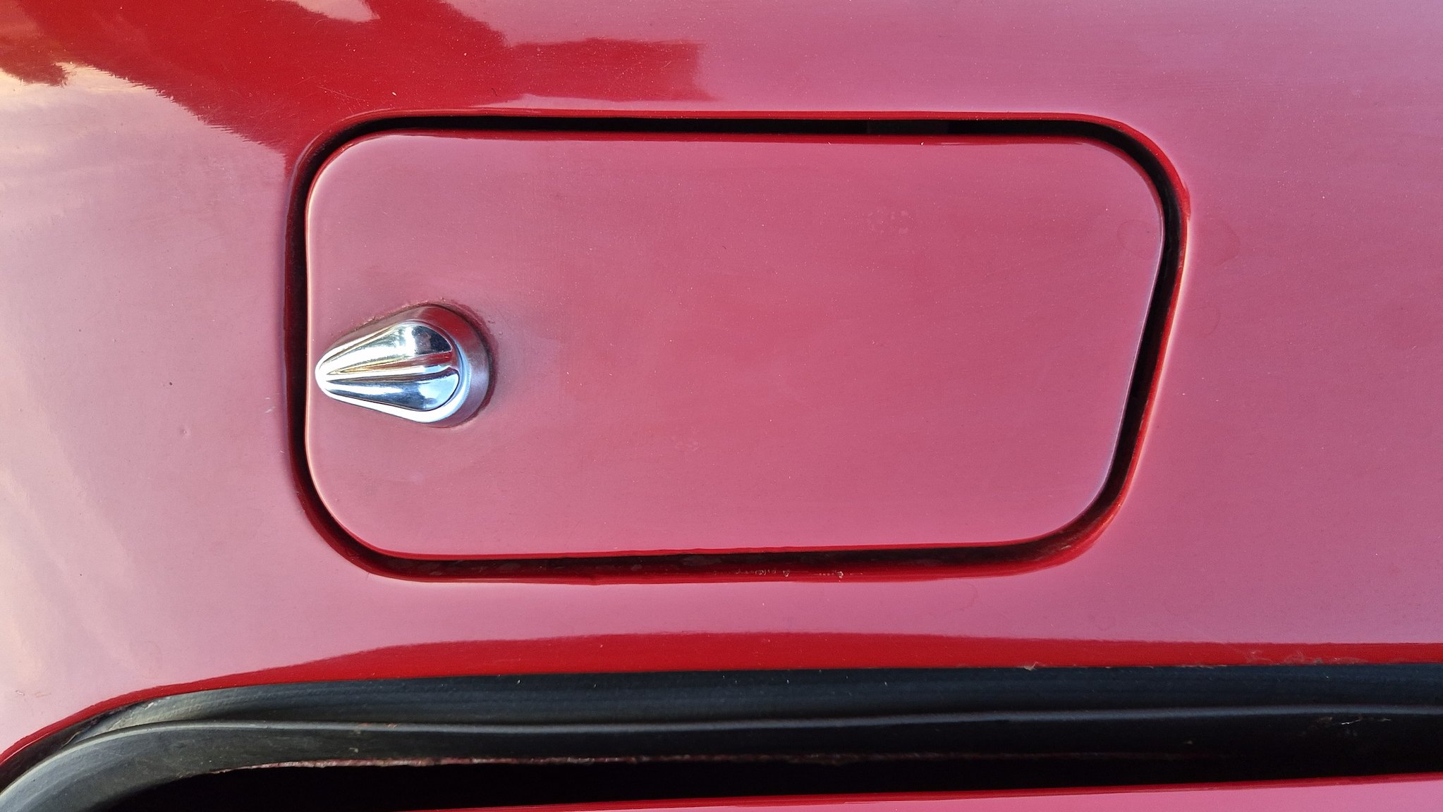 Exteriörbild på 1968 Volvo P1800S