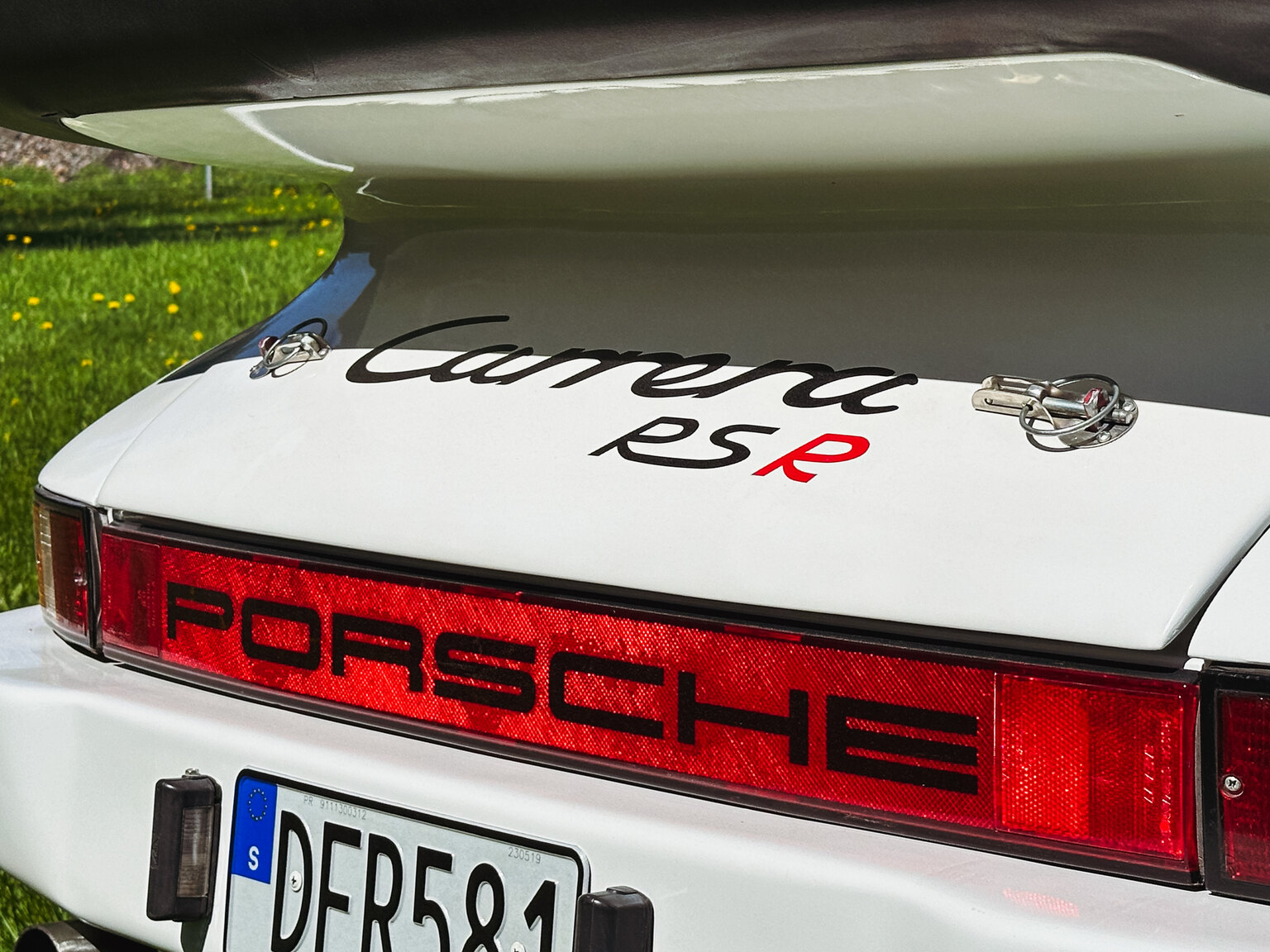 Exteriörbild på 1971 Porsche 911 RSR Tribute