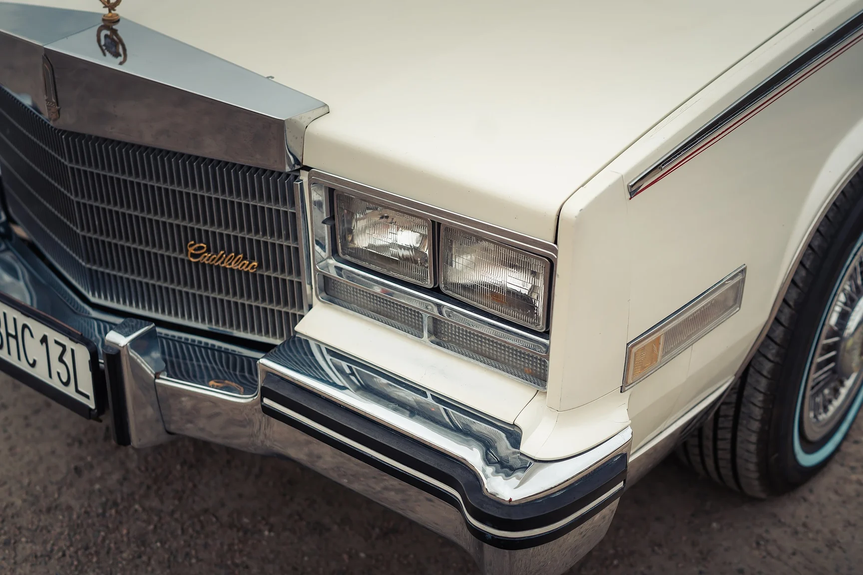 Exterior image of 1984 Cadillac Eldorado Biarritz Convertible (23)