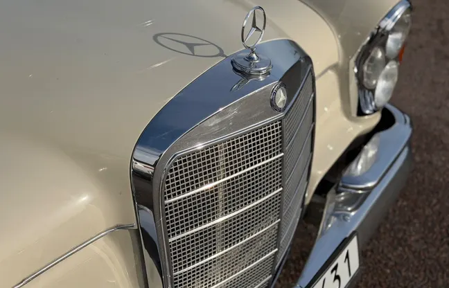 1965 Mercedes-Benz 220 Sb – Exteriör