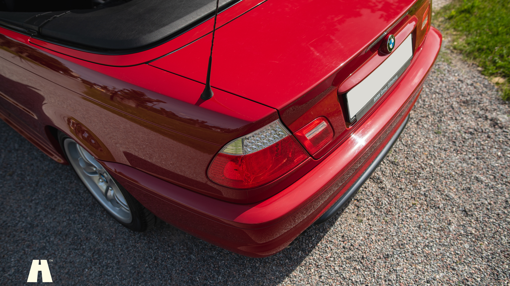 Exteriörbild på 2005 BMW 320ci M-sport Cabriolet