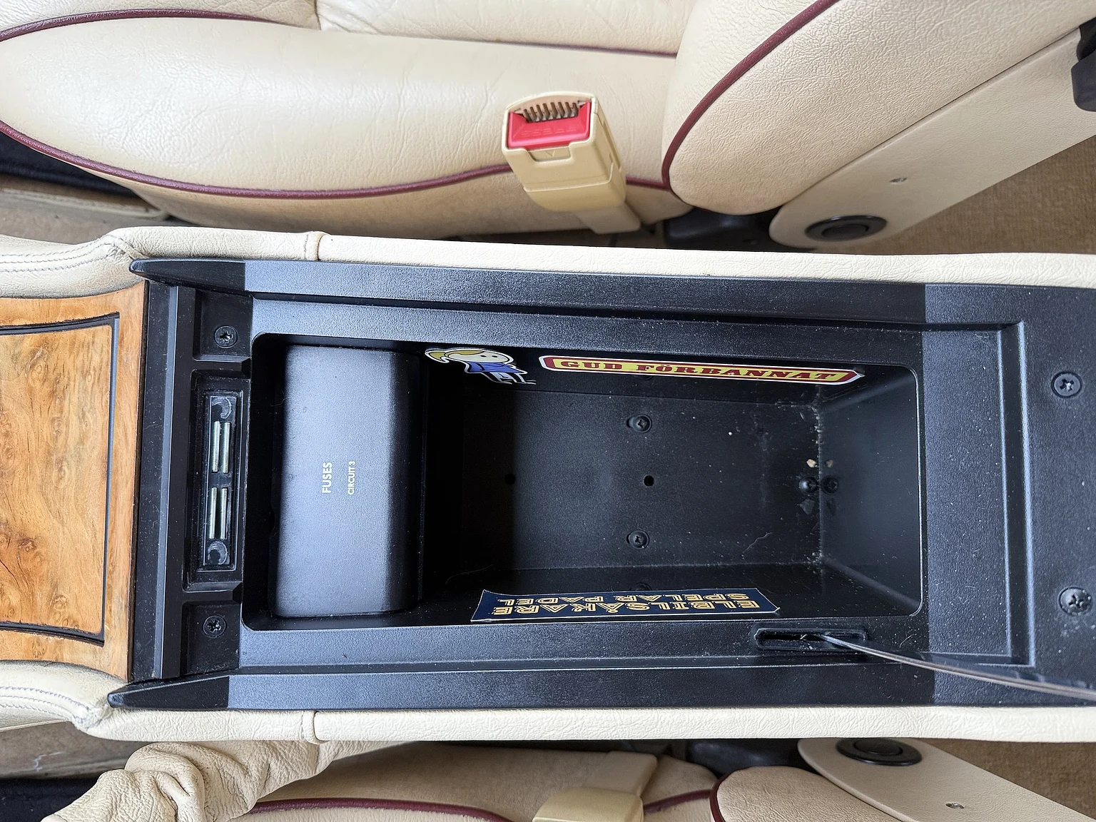 Innenraumfoto von 1991 Jaguar XJ40 Sovereign (28)