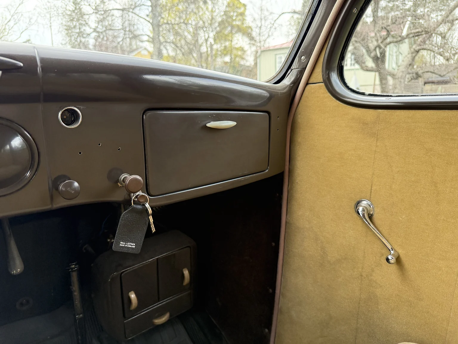 Interior image of 1936 Ford 214A Fordor (16)
