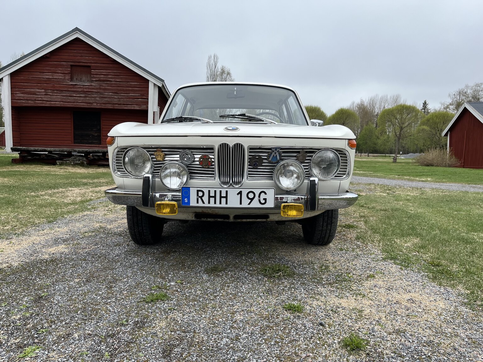 Exterior image of 1965 BMW 1800